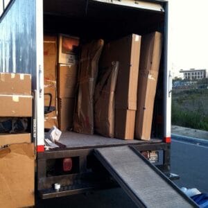 سيارة توصيل اثاث سريعة